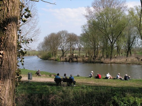 Lunch aan de Linge