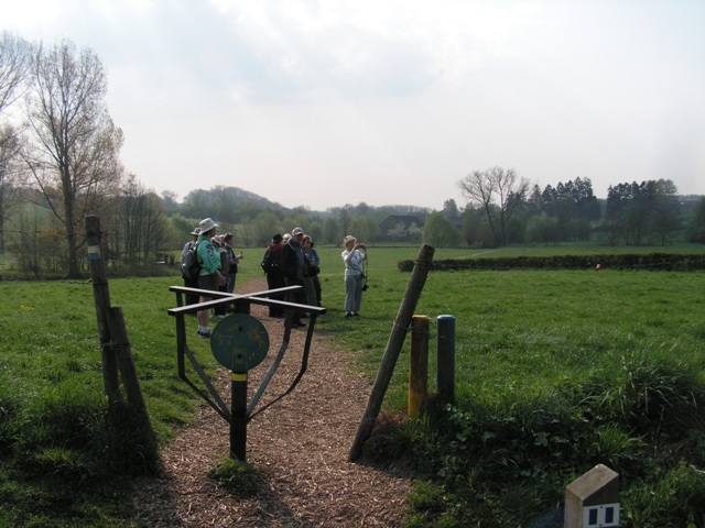 Door de weilanden langs de Geul